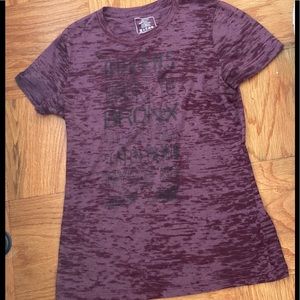 New Balance graphic purple New York City tee shirt 👕slim fit